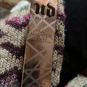 Urban Decay All Nighter Liquid Foundation 5.5